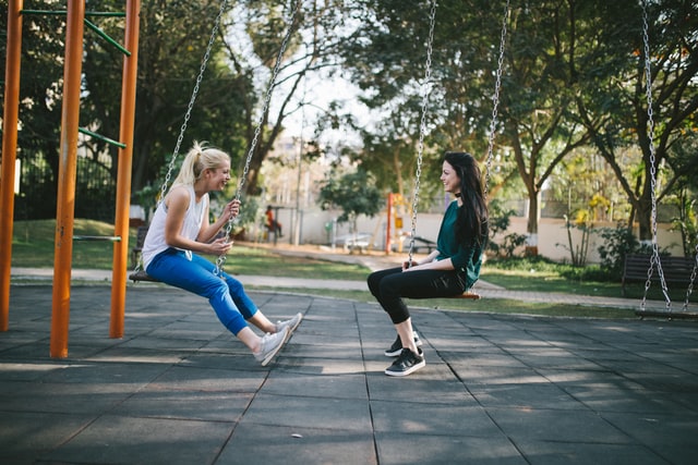 How to Start a Conversation with a Friend of a Friend in English